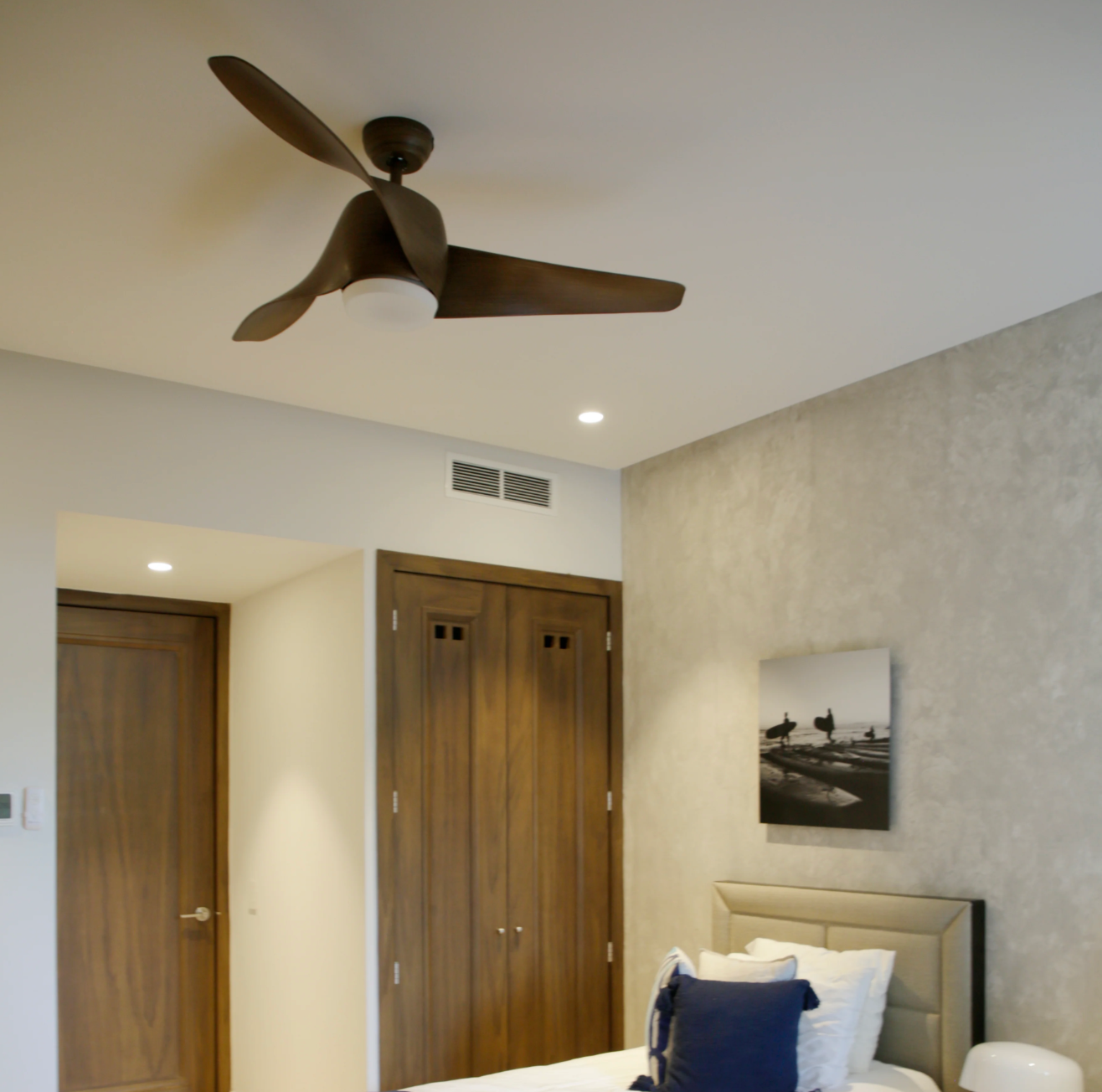 Ventilador Stela 52″ funcionando en recamara