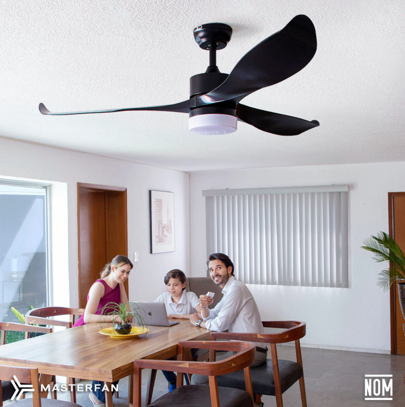 MASTERFAN| Ventilador Fenix 56" Negro, cobertura de hasta 49 m2, Luz LED