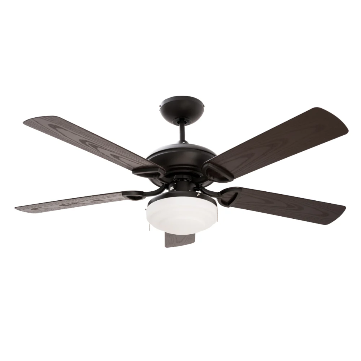 Ventilador Janeiro 52″ instalado en sala amplia
